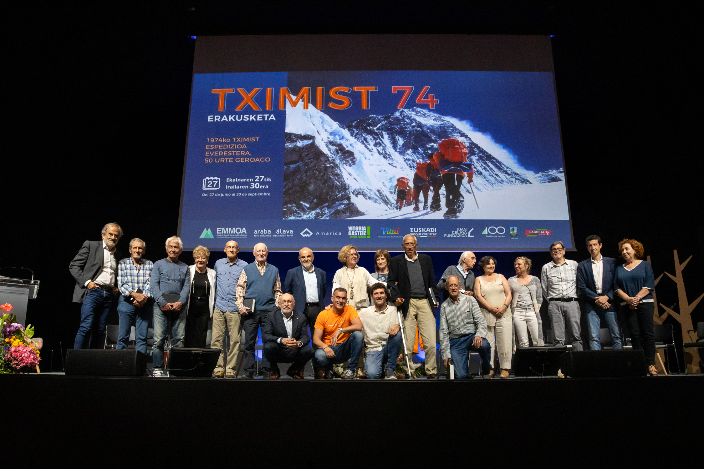 1974an Everesterako Tximist espedizioaren 50. urteurrena ospatzeko ekitaldia Gasteizen