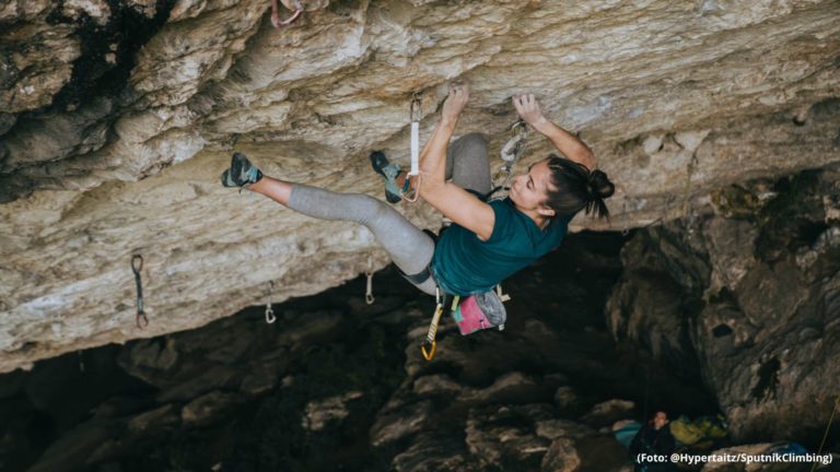 La escaladora Ainhize Belar hace historia en Baltzola al completar una vía 9a+